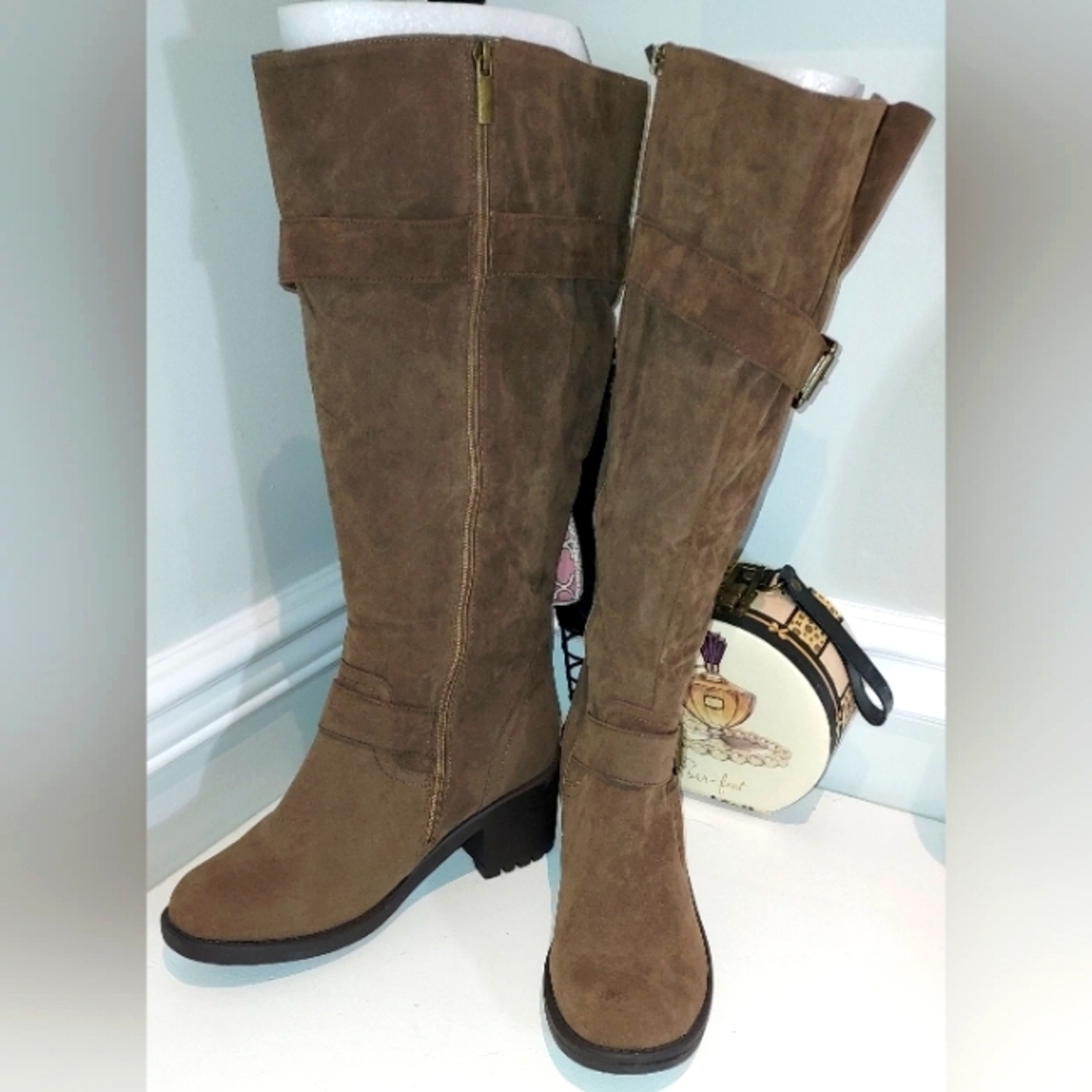 Lane Bryant Taupe Tall Side Buckle Detail Boots Size 10W NWT No Box